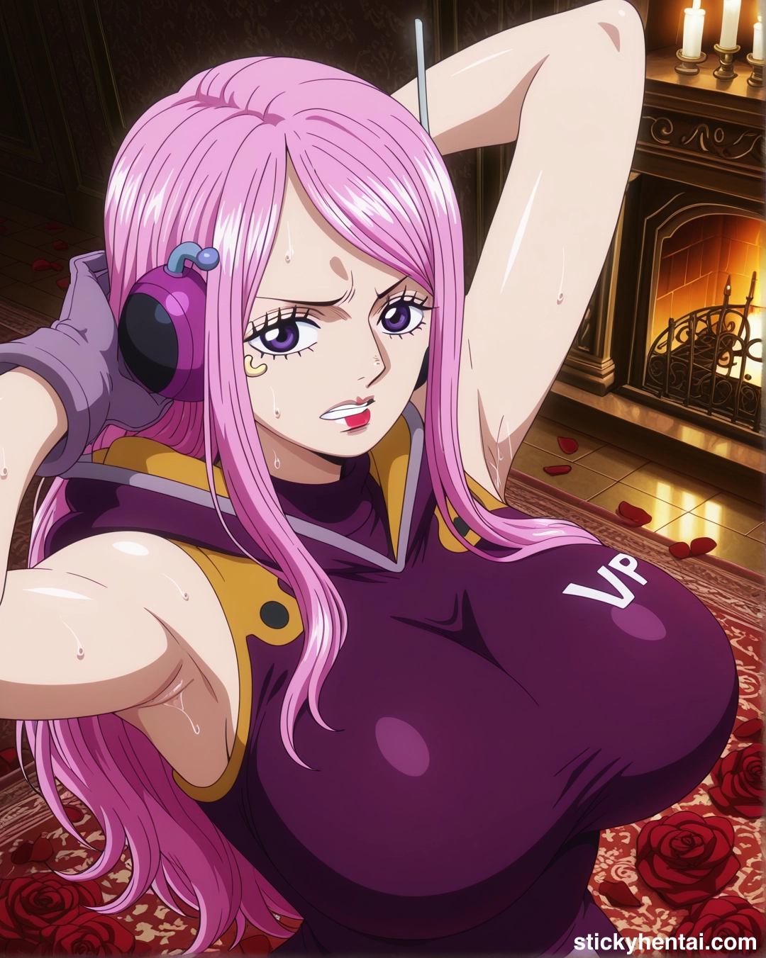 Jewelry Bonney very sexy and hot pictures exposing her sweaty armpits